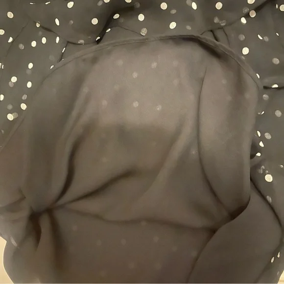 ❤️2/$15 or 3/$21❤️Tommy Hilfiger Sheer Black Blouse w/White Polka Dots, Size XS - Picture 8 of 9